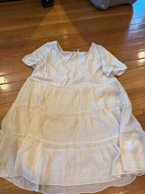 Lightweight Cream Tiered shirt